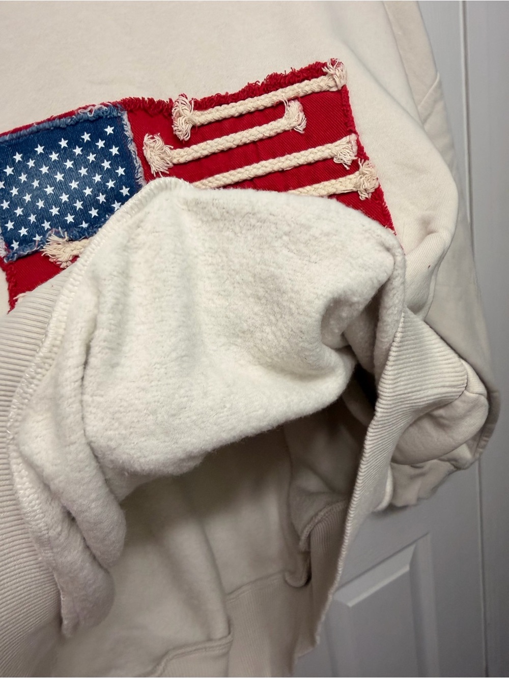 Women’s Crewneck American Flag Graphic Pullover Sweatshirt - Medium - Picture 3 of 5